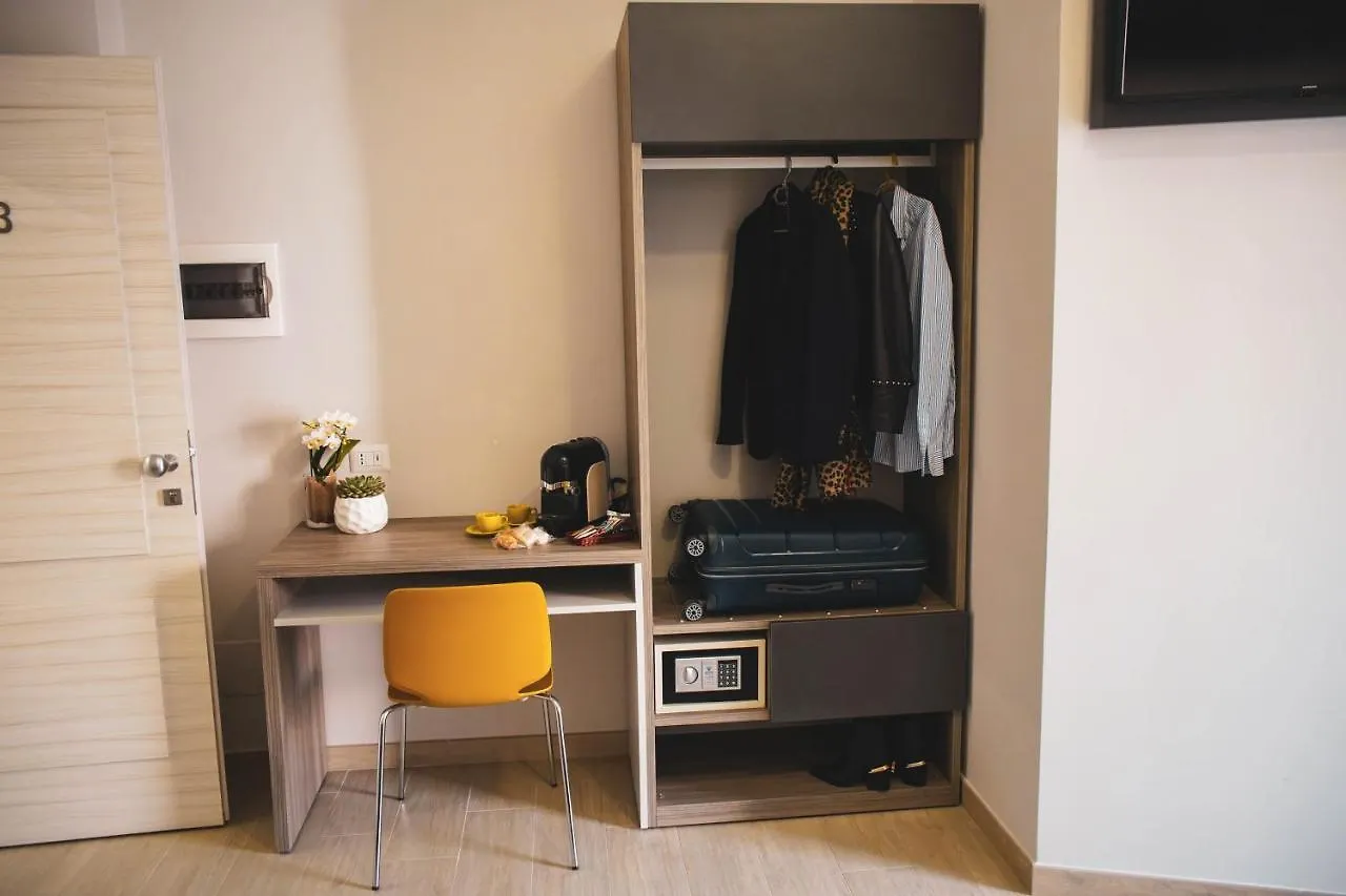 Yeasy Smart Rooms Cefalù