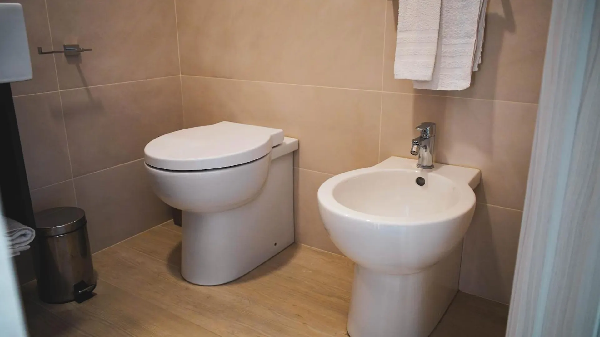 Yeasy Smart Rooms Cefalù