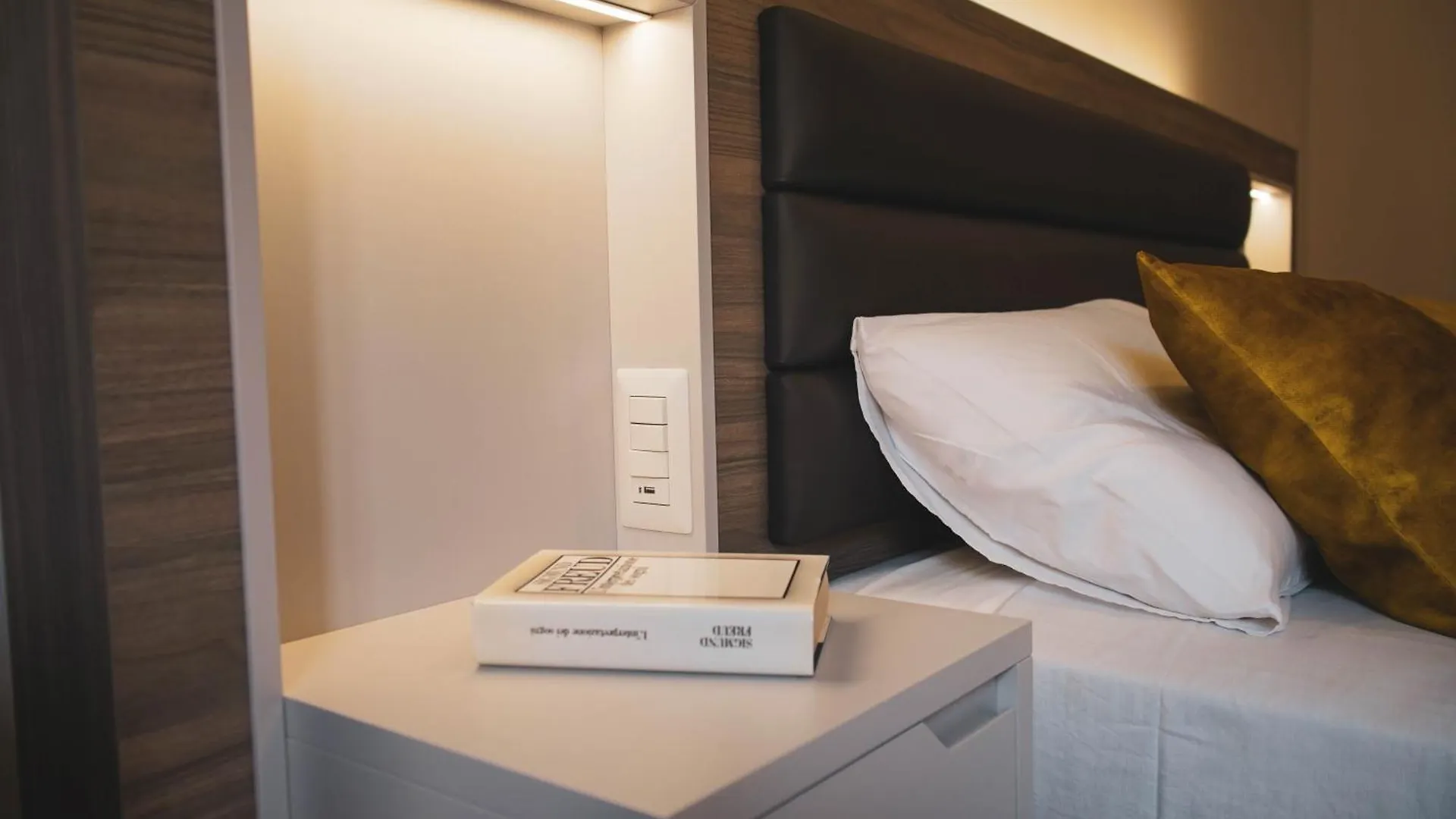 Yeasy Smart Rooms Cefalù