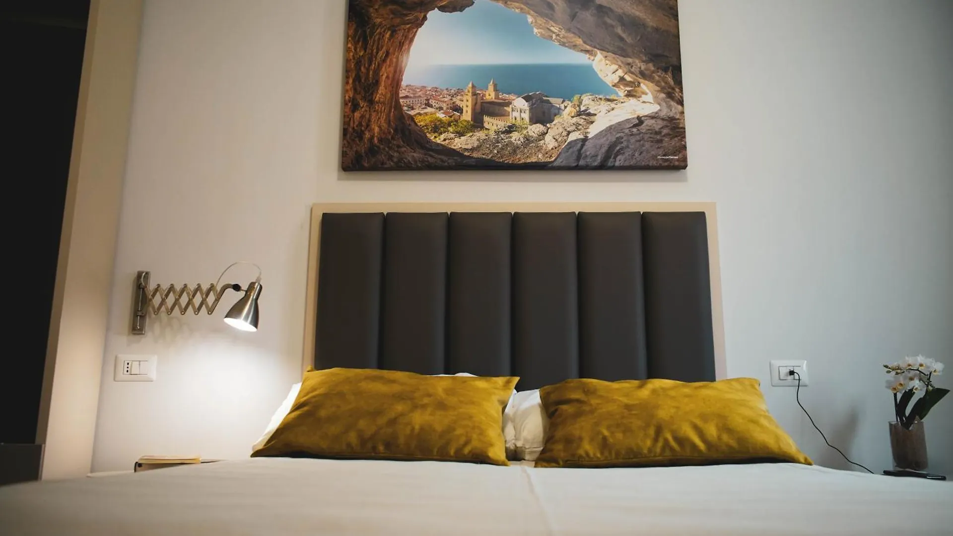 Gasthof Yeasy Smart Rooms Cefalù