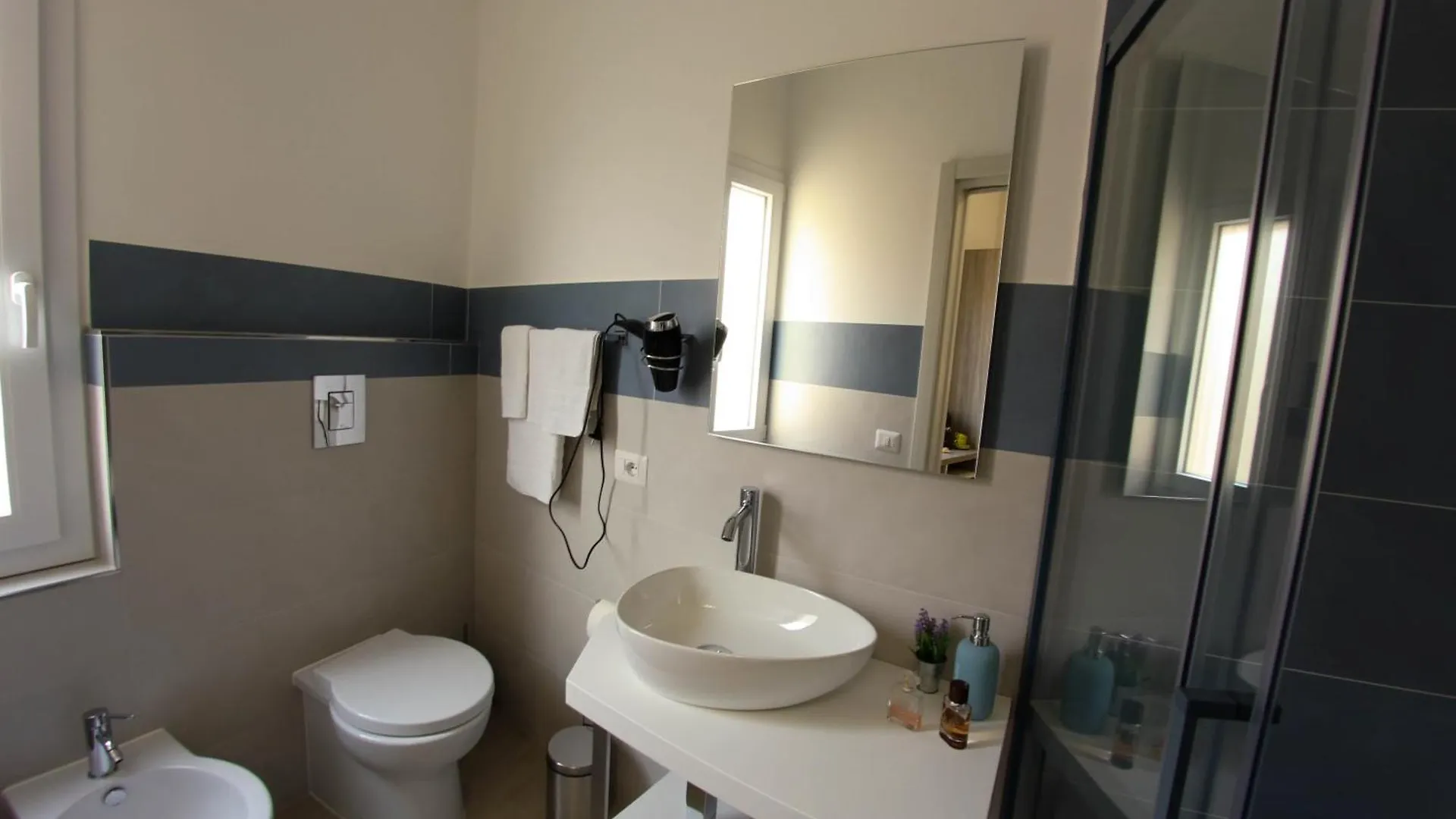 Yeasy Smart Rooms Cefalù