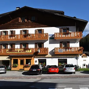 albergo-pensione-sport.hotelinveneto.com/