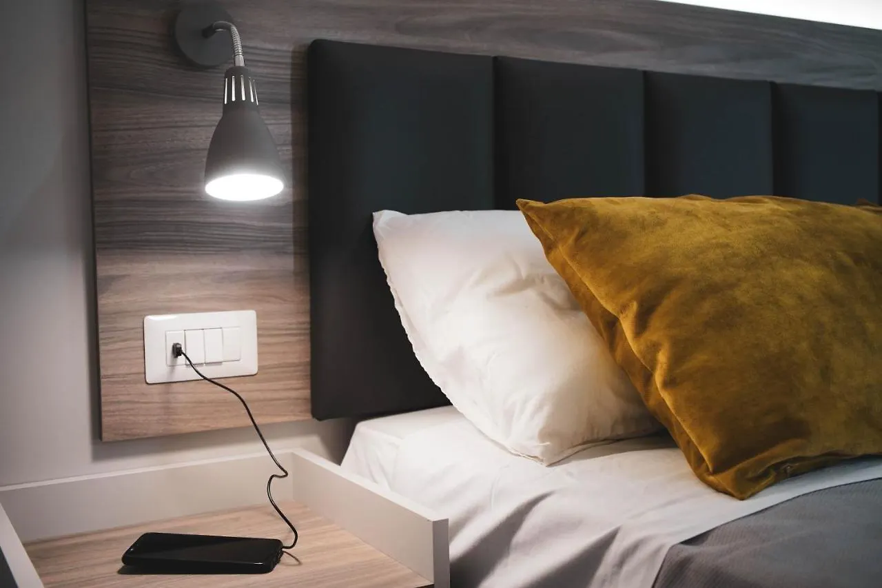 Yeasy Smart Rooms 切法卢 招待所